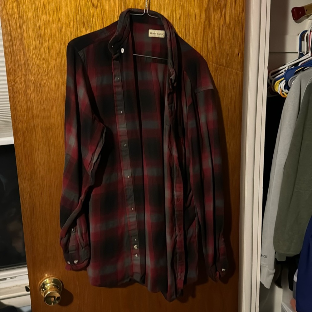 Hobbs Creek button up flannel size large